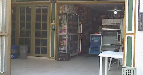 TIENDA CARRERA 96G CON CALLE 16H